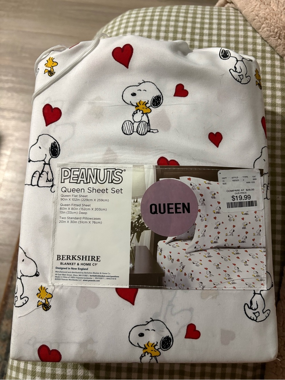 Peanuts Bed Sheets White Red Hearts Snoopy Pattern